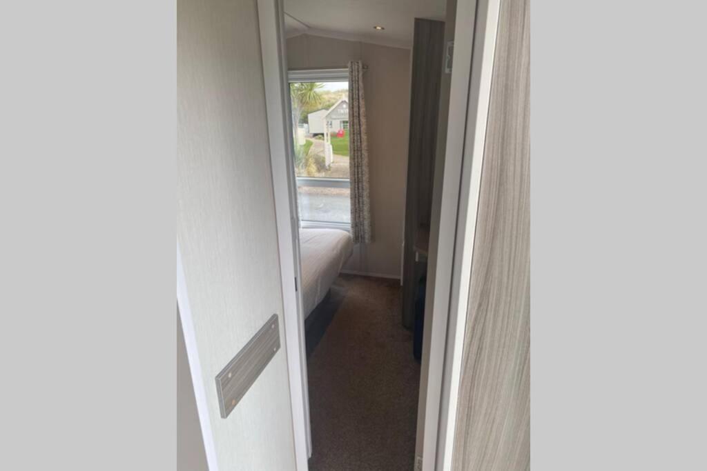 Presthaven Cozy Retreat Apartment Prestatyn Exterior photo
